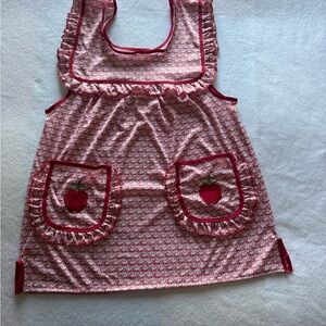 Red Apple Apron